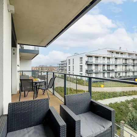 Stylowy Z Balkonem Parkingiem Oraz Strefa Wellness By Renters Dziwnow